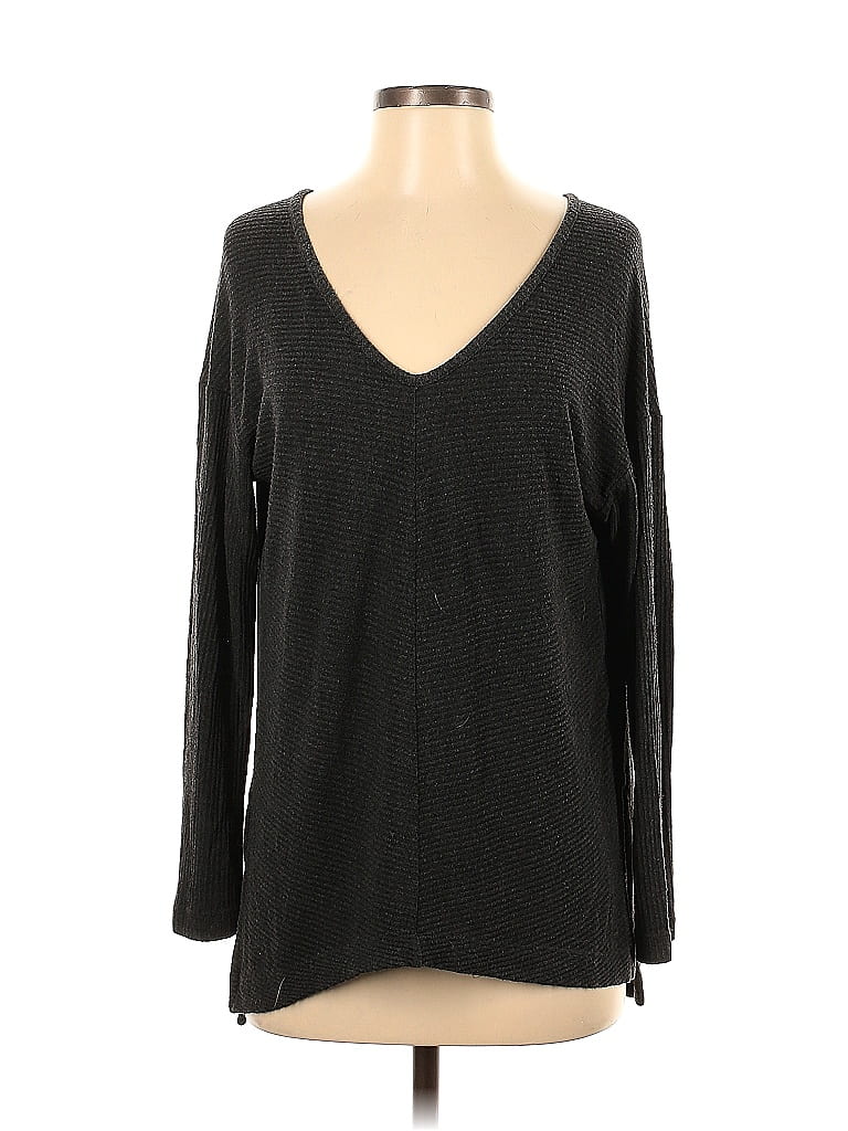 Click to view more detailed imagery on our partner's website Pre-owned Three Dots Long Sleeve Top Black V Neck Tops