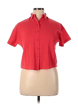 Lululemon Athletica Short Sleeve Button-Down Shirt (view 1)