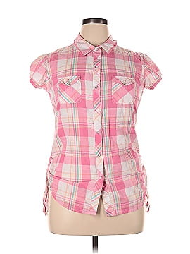 Maurices Short Sleeve Button-Down Shirt (view 1)