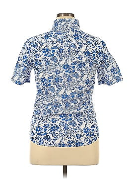 Crown & Ivy Short Sleeve Button-Down Shirt (view 2)