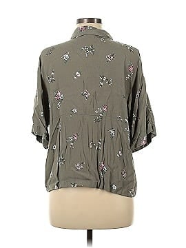 Vince Camuto Short Sleeve Button-Down Shirt (view 2)