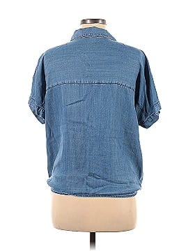 Aqua Short Sleeve Button-Down Shirt (view 2)