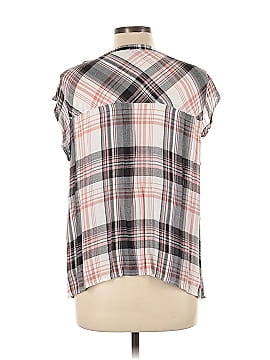 Vince Camuto Sleeveless Button-Down Shirt (view 2)