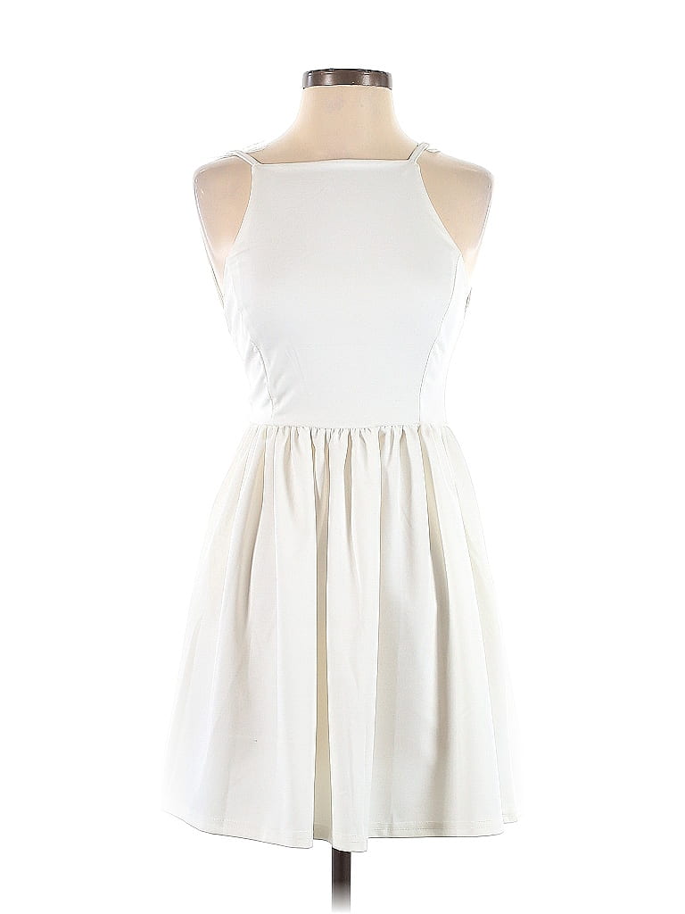 Fancyinn Solid White Casual Dress Size S - photo 1