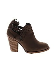 Daisy Fuentes Ankle Boots
