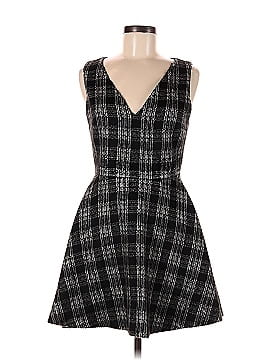 Alice + Olivia Casual Dress (view 1)