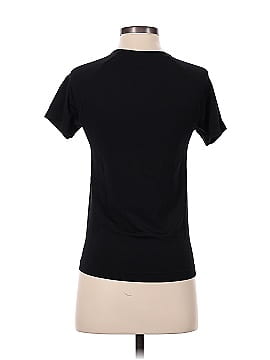 Uniqlo Short Sleeve T-Shirt (view 2)