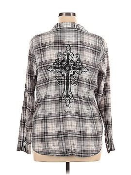 Maurices Long Sleeve Button-Down Shirt (view 2)