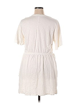 Old Navy Casual Dress (view 2)