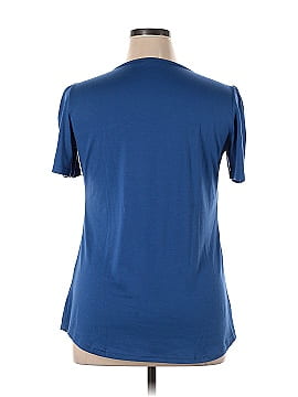 Yidarton Short Sleeve T-Shirt (view 2)