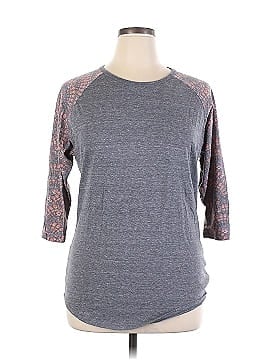 Lularoe 3/4 Sleeve T-Shirt (view 1)