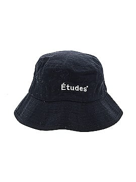 Études Hat (view 1)