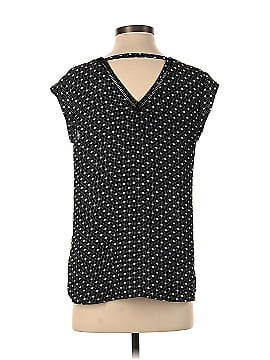 DR2 Sleeveless Blouse (view 2)