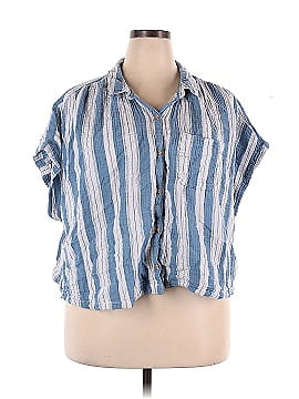 Old Navy Short Sleeve Button-Down Shirt (view 1)