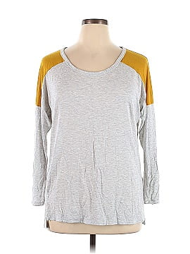 Old Navy Long Sleeve T-Shirt (view 1)