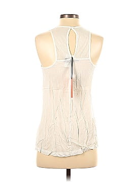 Feel The Piece Sleeveless Blouse (view 2)