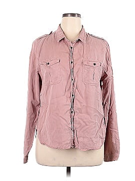 Universal Thread Long Sleeve Button-Down Shirt (view 1)