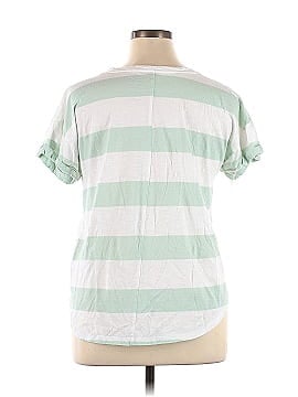 24/7 Maurices Short Sleeve T-Shirt (view 2)