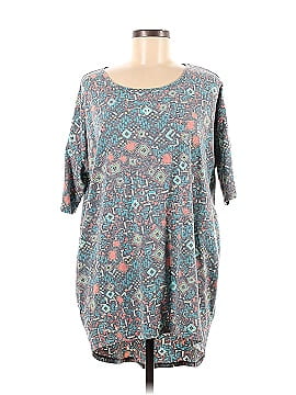 Lularoe Short Sleeve T-Shirt (view 1)