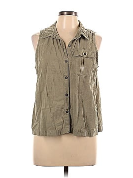 Universal Thread Sleeveless Button-Down Shirt (view 1)