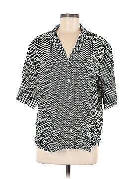 H&M Short Sleeve Button-Down Shirt (view 1)