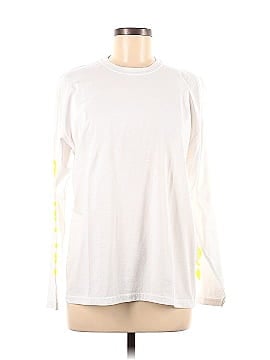 PrettyLittleThing Long Sleeve T-Shirt (view 1)