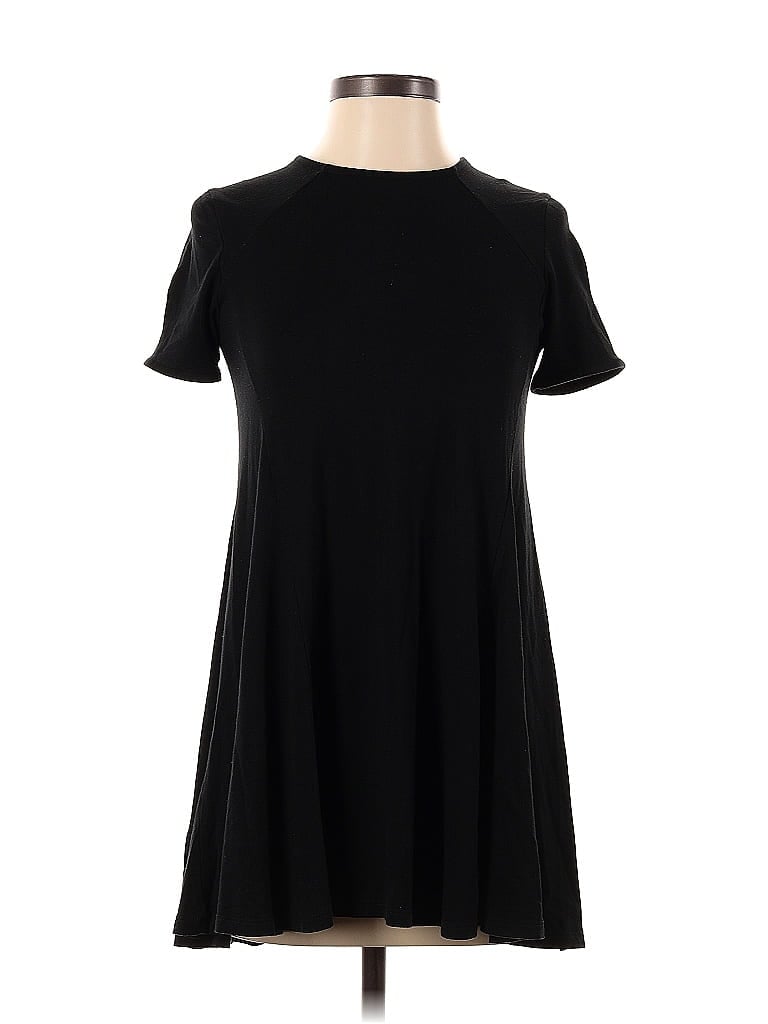 Pre-owned Trafaluc By Zara Casual Dress In Black