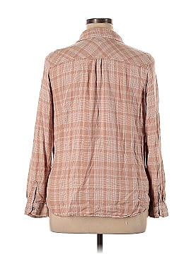 Universal Thread Long Sleeve Button-Down Shirt (view 2)