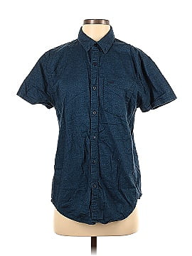 Hollister Short Sleeve Button-Down Shirt (view 1)