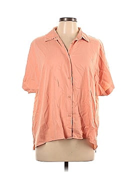 Uniqlo Short Sleeve Button-Down Shirt (view 1)