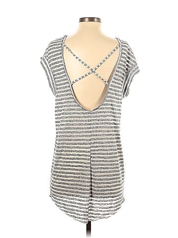 Victoria's Secret Short Sleeve Top (view 2)