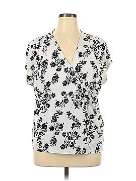 Liz Claiborne Short Sleeve Blouse (view 1)