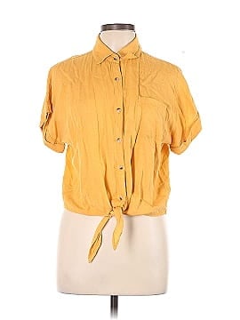 Style Envy Short Sleeve Button-Down Shirt (view 1)