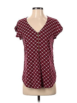 Express Outlet Short Sleeve Top (view 1)