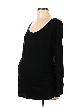 Liz Lange Maternity Long Sleeve T-Shirt (view 1)