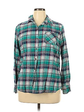 Field & Stream Long Sleeve Button-Down Shirt (view 1)