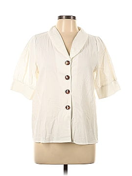 Just Fashion Now Short Sleeve Button-Down Shirt (view 1)