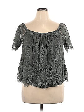 American Eagle Outfitters Short Sleeve Blouse (view 1)