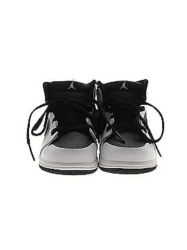 Air Jordan Sneakers (view 2)
