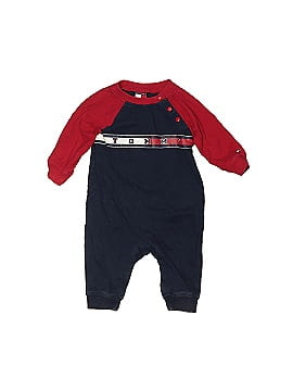 Tommy Jeans Long Sleeve Outfit (view 1)