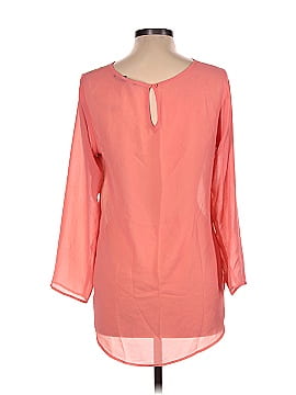 19 Cooper 3/4 Sleeve Blouse (view 2)