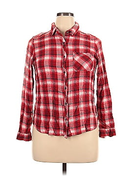 Universal Thread Long Sleeve Button-Down Shirt (view 1)