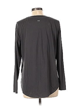 Zuda Long Sleeve T-Shirt (view 2)