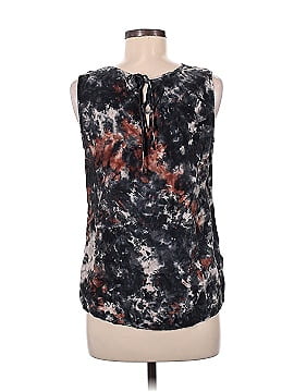 Viereck Sleeveless Blouse (view 2)