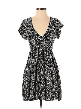 Urban Outfitters Casual Dress (view 1)