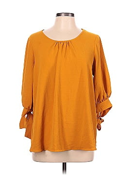 Betsey's Boutique Shop 3/4 Sleeve Blouse (view 1)