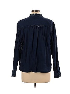 Ann Taylor LOFT Long Sleeve Button-Down Shirt (view 2)