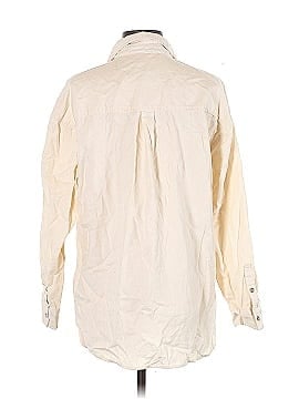 Universal Thread Long Sleeve Button-Down Shirt (view 2)