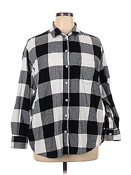 Old Navy Long Sleeve Button-Down Shirt (view 1)