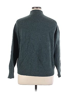 Uniqlo Turtleneck Sweater (view 2)